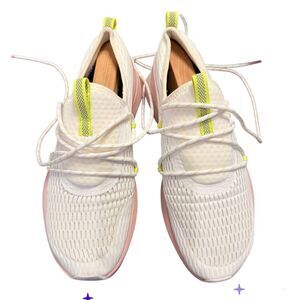 Sorel Women's Kinetic Impact Lace Sneakers Size 9 Lightweight Athletic